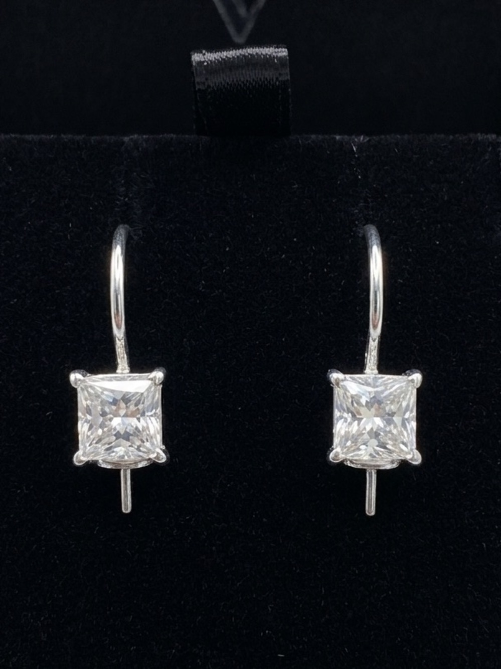 Silver crystal Square-Cut Drop Earrings ‘Diamond’ princess